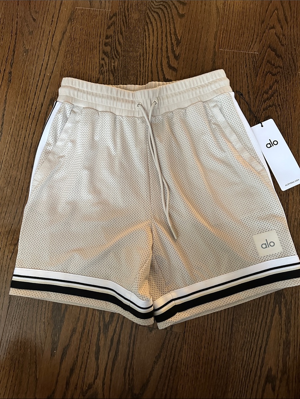 NWT ALO Basketball shorts Small